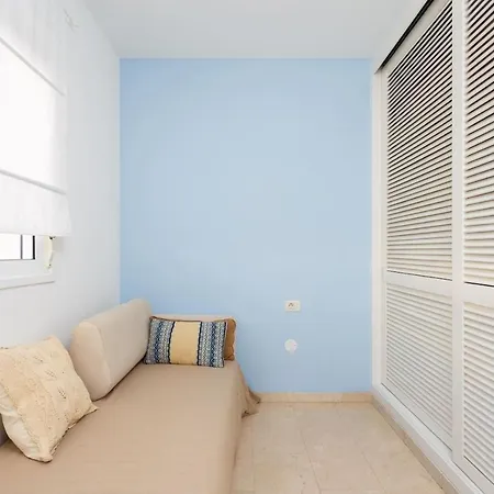 Modern 2bedroom Seaviews & Wifi Apartmán *