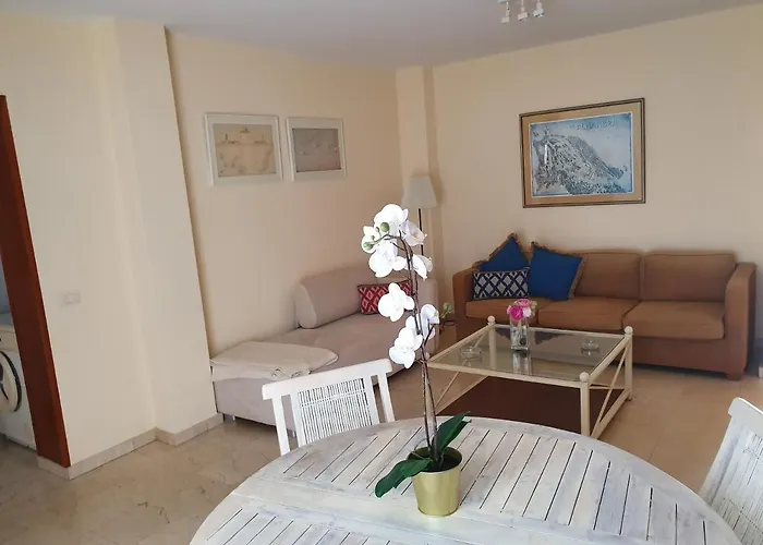 Modern 2bedroom Seaviews & Wifi アパート Araya