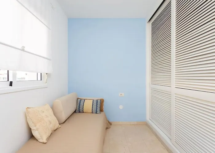 Modern 2bedroom Seaviews & Wifi Daire *